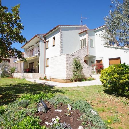 Apartment Ana Pula Exterior photo