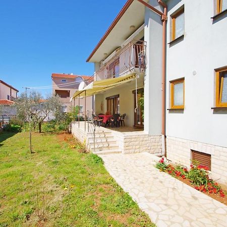 Apartment Ana Pula Exterior photo