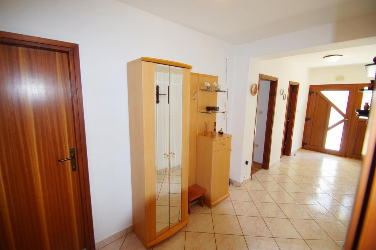 Apartment Ana Pula Exterior photo