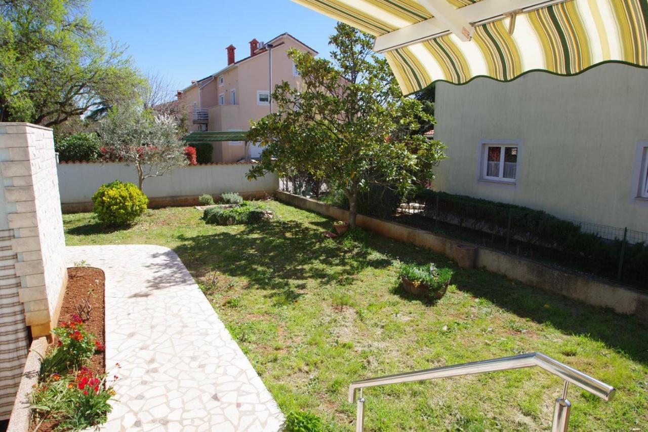 Apartment Ana Pula Exterior photo